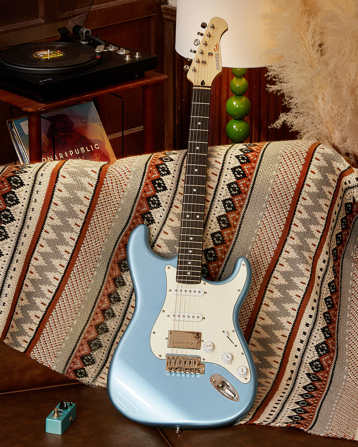 Donner DST-152 HSS-Pickup E-Gitarre - Image 10